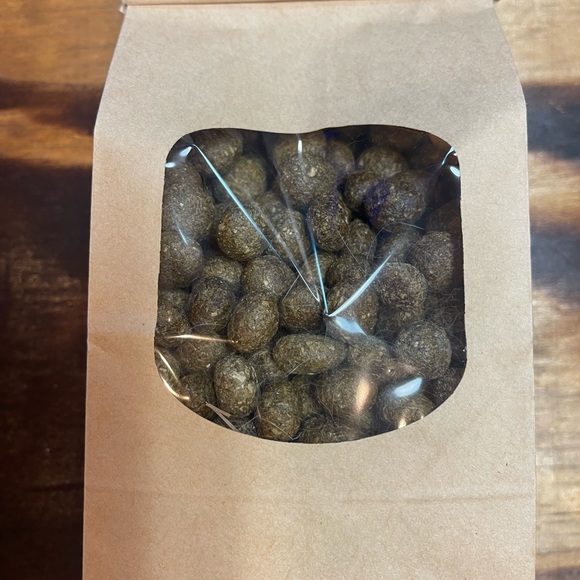 Bunny Nuggetz All Natural Organic Premium Fertilizer - Picture 3 of 5